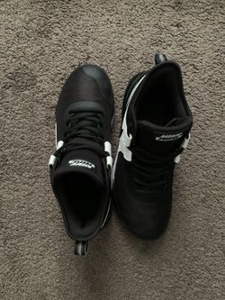 Nike Air Max Impact, Size 9