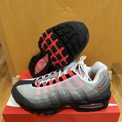 Nike Air Max 95 OG Black/Solar Red-Medium Ash IM7410-001 Men's Size 12 Brand New