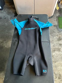 Body glove wet suit M/L