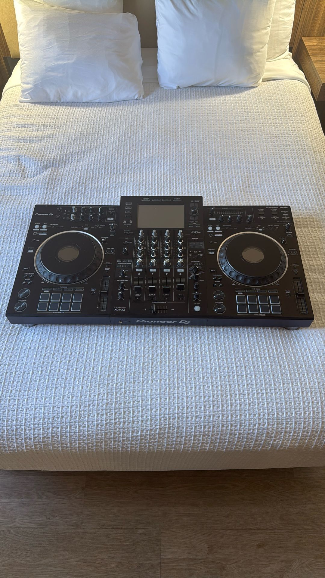 Pioneer All In One XDJ - XZ
