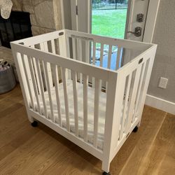 Babyletto Origami Mini Crib & Pure Core Mattress