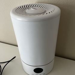 Humidifier Only $6. Good Condition