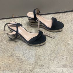 Black Wedges
