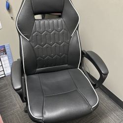 Gaming Chair ($120 Retail Price) *Factory Sealed*