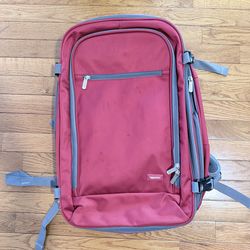 Amazon Basic Travel Backpack, carry on with laptop compartment, 40 L capacity