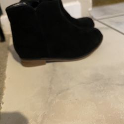 Girl Boots 