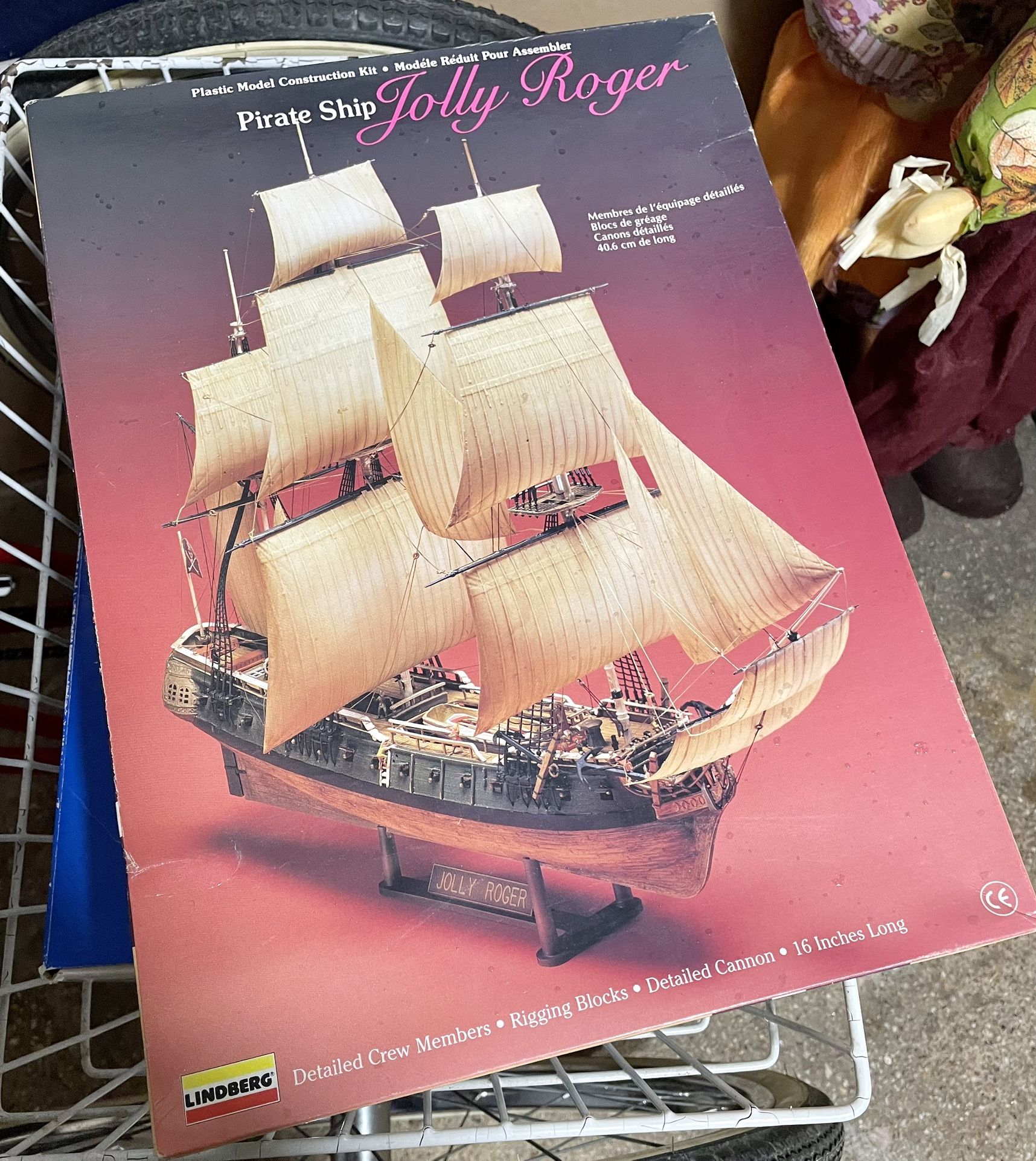 Lindberg Pirate Ship Jolly Roger Model Kit for Sale in Seaford, NY