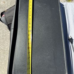 Like new Presto electric griddle,if it’s posted it’s available 