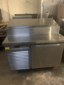 Traulsen 48" Salad / Pizza Prep Refrigerator 
