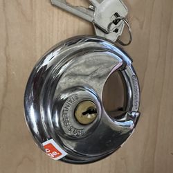 Public Storage Lock With Keys 