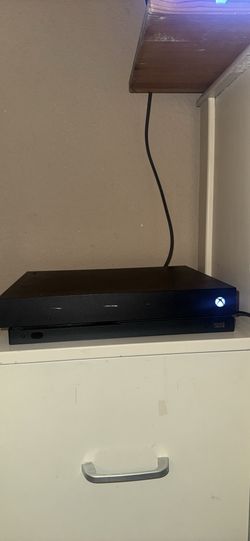 Xbox One X Console