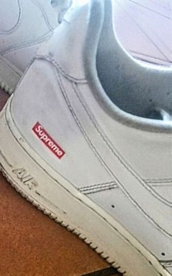 NIKE AIR FORCE SUPREME SIZE 10