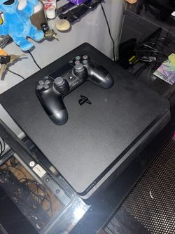 PlayStation 4 Slim 500GB Console