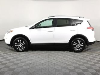 2016 Toyota RAV4 Thumbnail