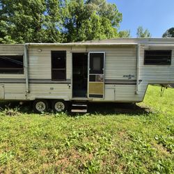 1987 5th Wheel Camper 
