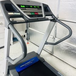 ProForm XP Trainer 580 treadmill, folds and runs on an incline.