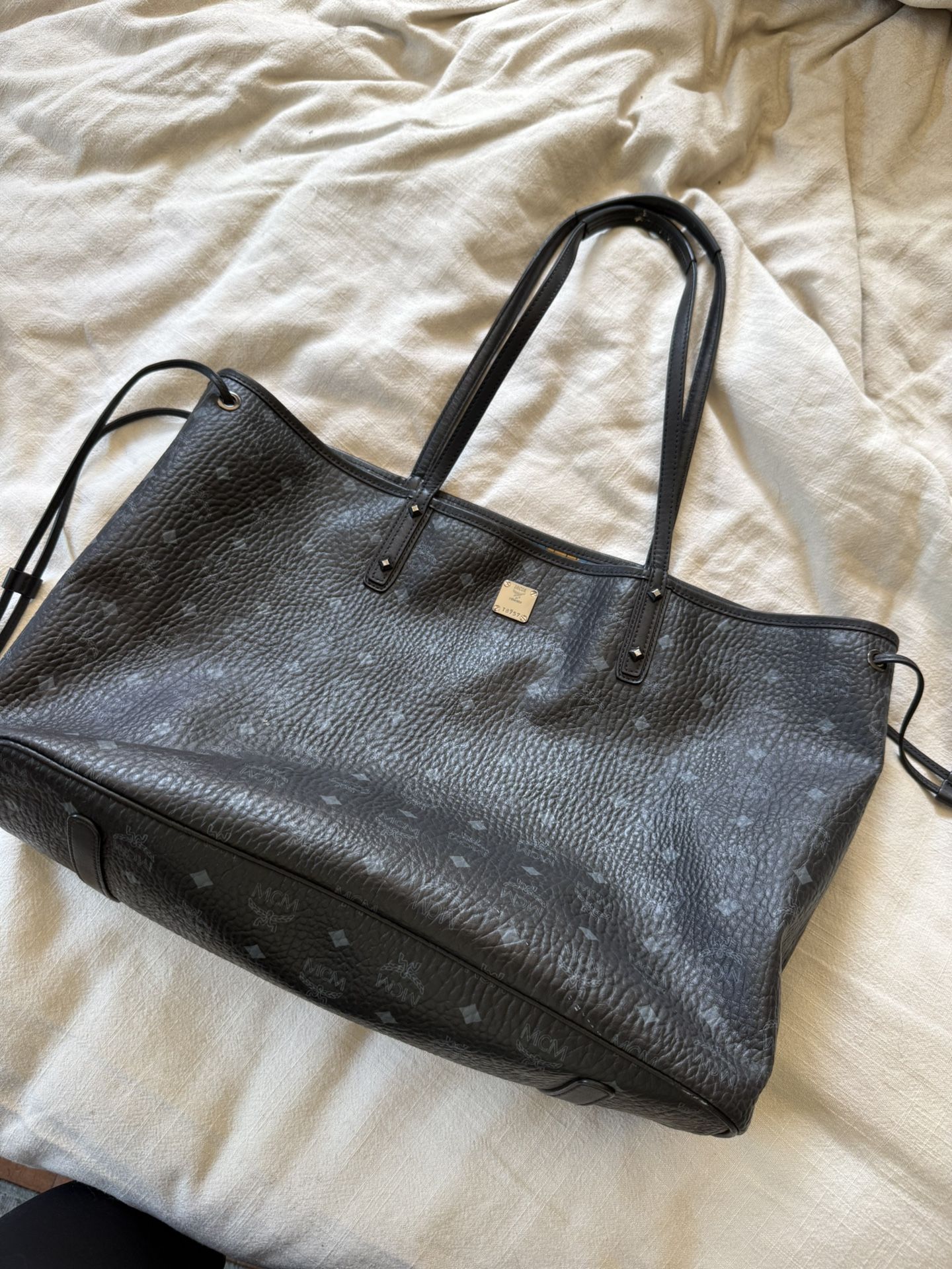 MCM tote 👜 perfect condition