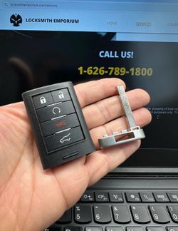 New key fob for Cadillac smart remote control key