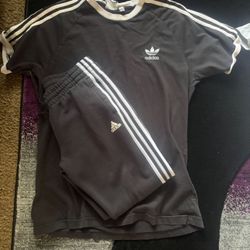black adidas sweat suit 