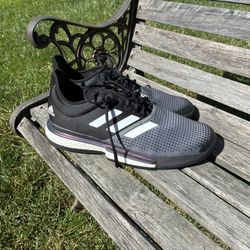 Adidas Tennis Shoes