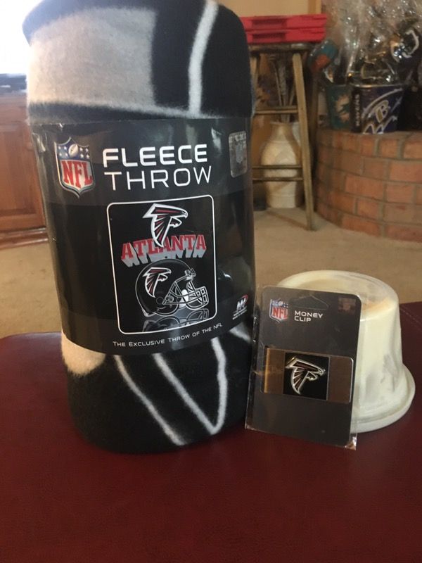 Atlanta Falcons fleece blanket and money clip