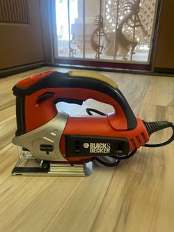 Black & Decker Orbital Jigsaw kit + blades set