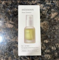 NEW MIXSOON BEAN ESSENCE BRIGHTENING HYDRATOR $5!