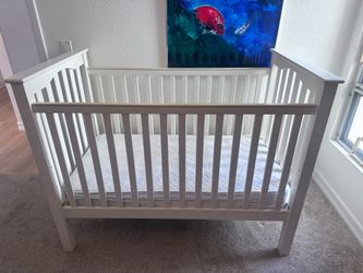Pottery barn Crib with mattress