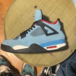 Travis Scott  Jordan 4s 