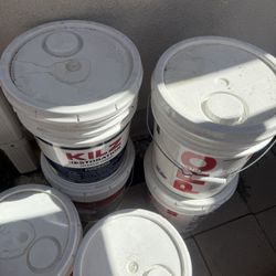 EMPTY Paint Buckets With Lids