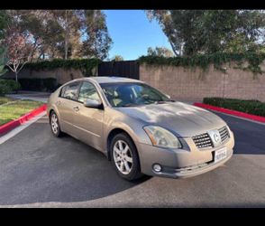 Nissan maxima