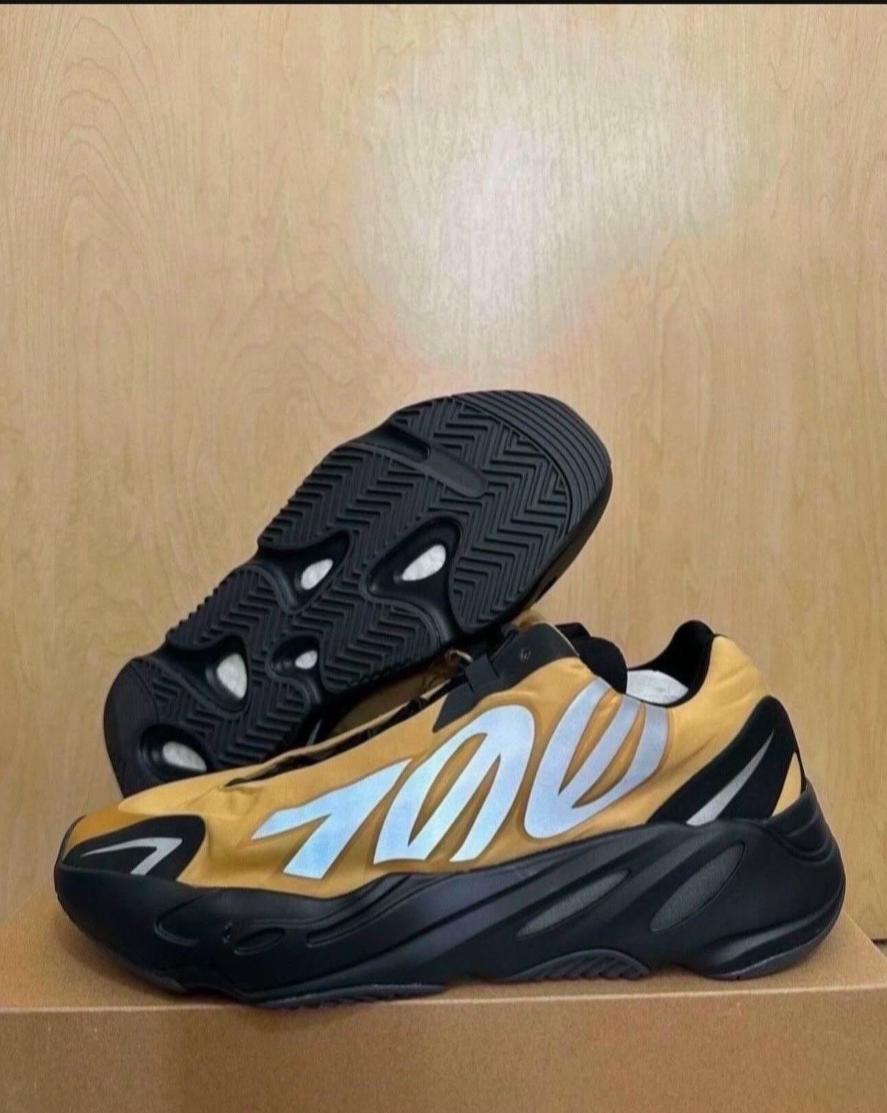 Adidas Yeezy 700 Boost MNVN Honey Flux Size 13 GZ0717 Brand New