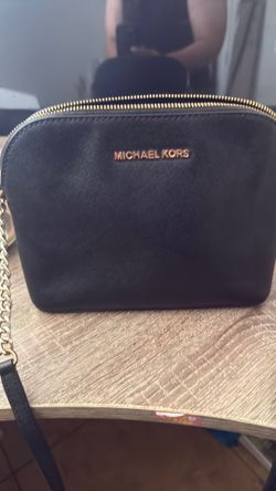 Micheal Kors purse