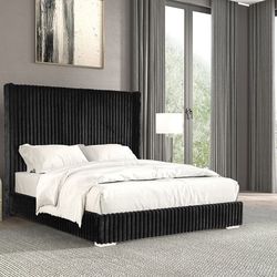 King Size Bed Frame  Mattress Includes. New Bed Frame In A Box.  Cama Y Colchon King Size  Nueva En Caja 