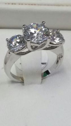 .925 sterling silver Ring. ...size 6 cz Diamonds