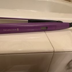 Remington Hair Straightener 