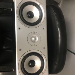 Polk Audio CS2 Center speaker