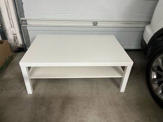 Ikea white coffee table