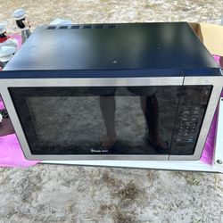 Magic Chef Microwave 