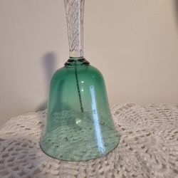 $15.00 - 1960's Hand-Blown Emerald Glass Bell With  Swirl Clear Glass Handle, Made In Portugal.  Metal Chain w/Glass Ball Ringer Inside!  Like New!