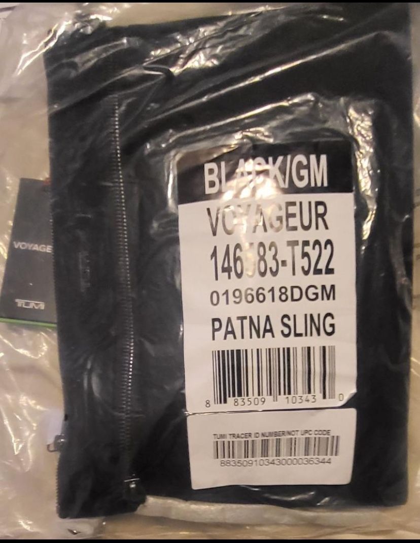 VOYAGEUR PATNA SLING 146583 T522 BLACK $200 RETAILS