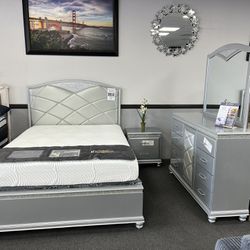 4PC Queen Bedroom Set 🚚FREE Delivery In Fresno🚚