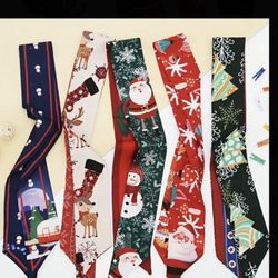 Festive Christmas Bow Tie - Set of 5 Printed Silk Scarves with Bow Ties - Perfect for Holidays and Festive Occasions