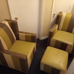 2 Chairs 2 Ottomans $50 All Together 