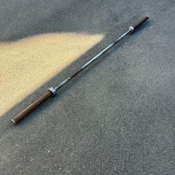 7.5ft, 45lbs, 20kg Olympic Bar 