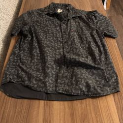 Levi’s Comfortable Short Sleeve Shirt Size L