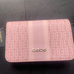 Bebe Body cross Purse