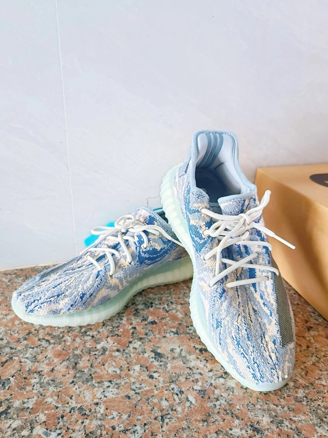 Yeezy Boost 350 V2 Blue