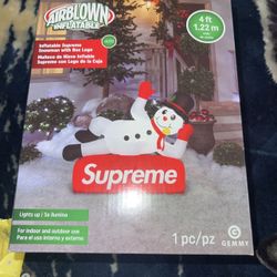 Supreme Inflatable 