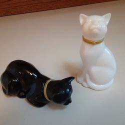 Vintage avon top cat perfume bottles